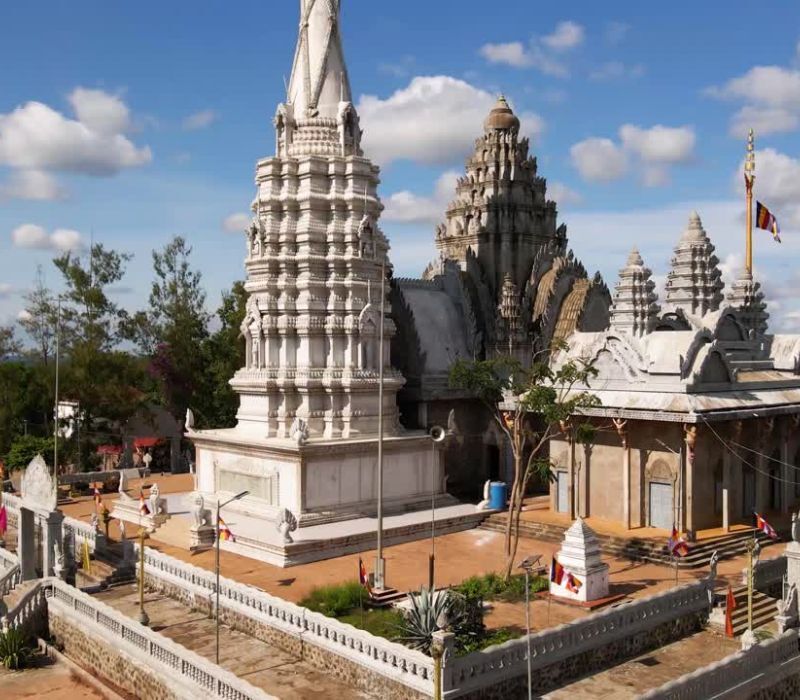 Immerse in Kampong Cham’s lush cultural heritage
